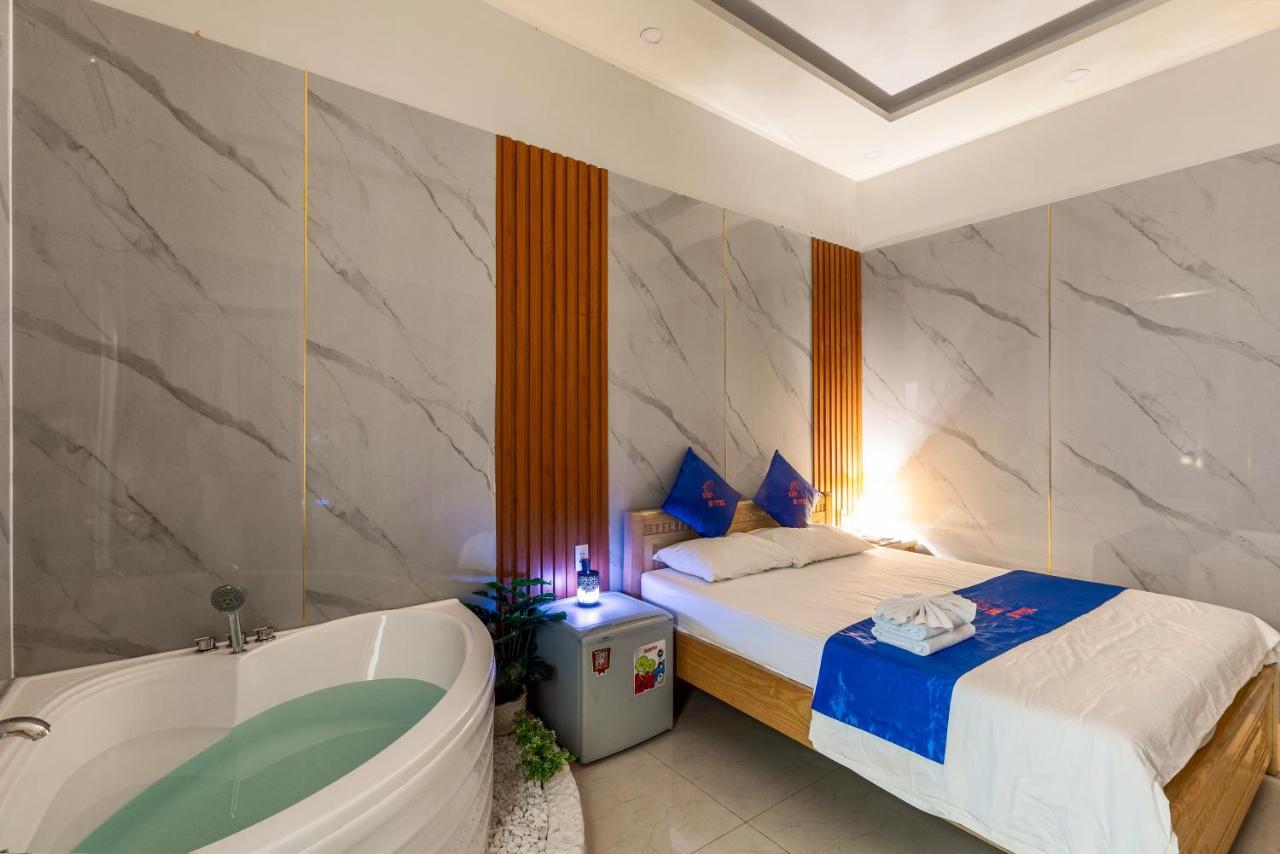 Kiss Hotel Tan Binh Ho Chi Minh City Bagian luar foto