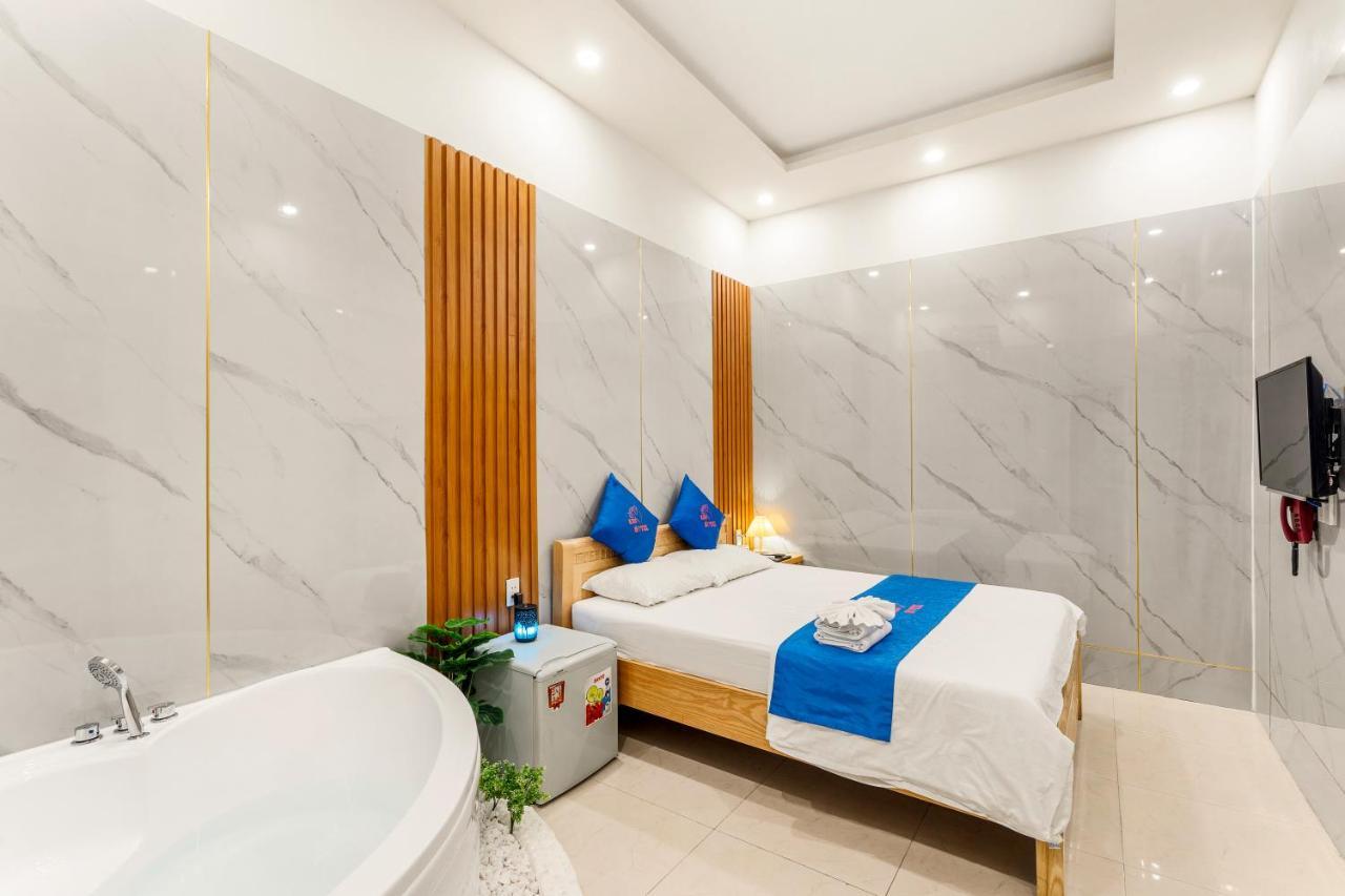 Kiss Hotel Tan Binh Ho Chi Minh City Bagian luar foto