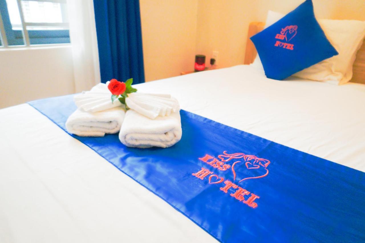 Kiss Hotel Tan Binh Ho Chi Minh City Bagian luar foto