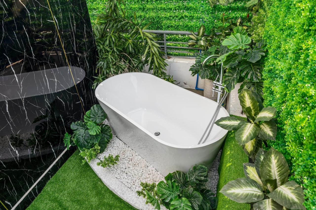 Kiss Hotel Tan Binh Ho Chi Minh City Bagian luar foto